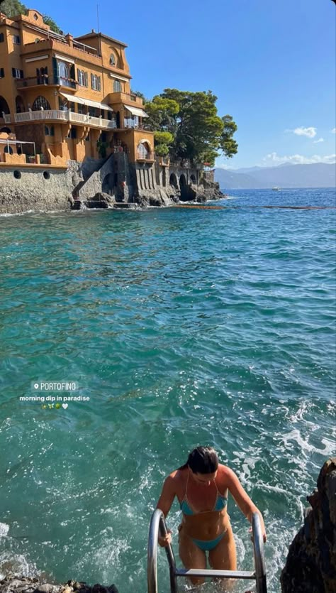 Love In Portofino Aesthetic, Sorrento Instagram Pictures, Swimming In Italy Aesthetic, Portofino Italy Beach, Italy Beach Pictures, Italy Boat Pictures, Portofino Photo Ideas, Nails For Italy Vacation, Swimming In Italy