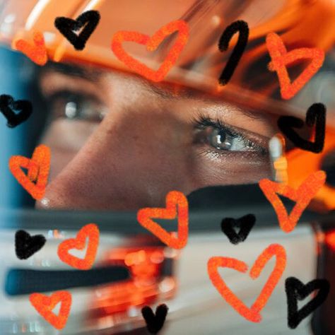 Mclaren F1 Lando Norris, F1 Car Mclaren, F1 Drivers Eyes, Lando Norris Widgets, Lando Norris Twitter Header, F1 Profile Pic, Formula 1 Widget, Lando Norris Pfp, Lando Norris Eyes