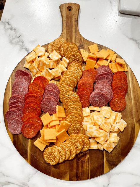 #charcuterieboard #recipe #aesthetic #girlsnight #stayinghome #winenight #simplerecipes  #pepperoni #salami #crackers #cheeses  #snack #snackrecipes #snackideas Pepperoni Charcuterie Board, Ham And Cheese Board, Salami And Cheese Platter, Cracker And Cheese Platter Ideas, Cheese And Pepperoni Tray, Charcuterie Board Crackers, Cheese And Cracker Tray Ideas Simple, Cracker Charcuterie Board, Salami Aesthetic