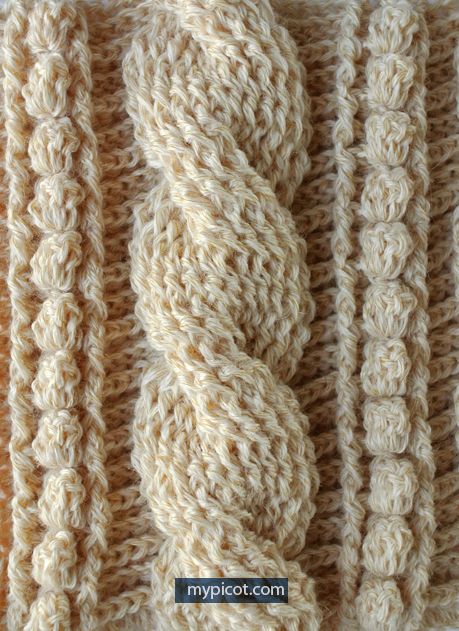 Crochet cable pattern. Learn how to crochet cables with this step-by-step tutorial on MyPicot | Free crochet patterns Fancy Crochet Blanket, Crochet Cable Pattern, Crochet Cables Pattern, Crochet Cables, Cable Crochet, Crochet Cable Stitch, Crochet Cable, Cable Pattern, Knitted Blanket