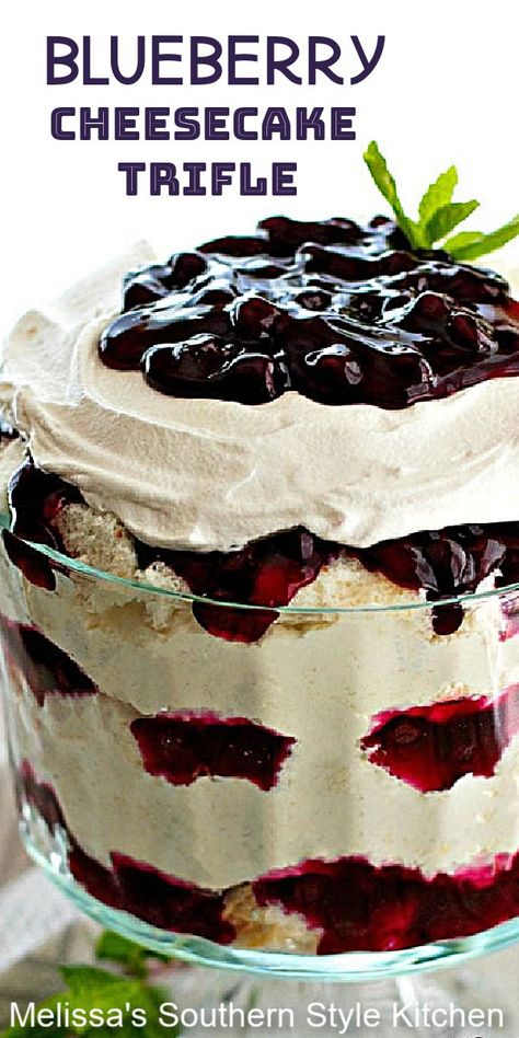 Blueberry Cheesecake Trifle, Blueberries Desserts, Trifle Bowl Desserts, Easy Blueberry Cheesecake, Trifle Bowl Recipes, Trifle Dessert Recipes, Blueberry Desserts Recipes, Cheesecake Trifle, Trifle Recipes