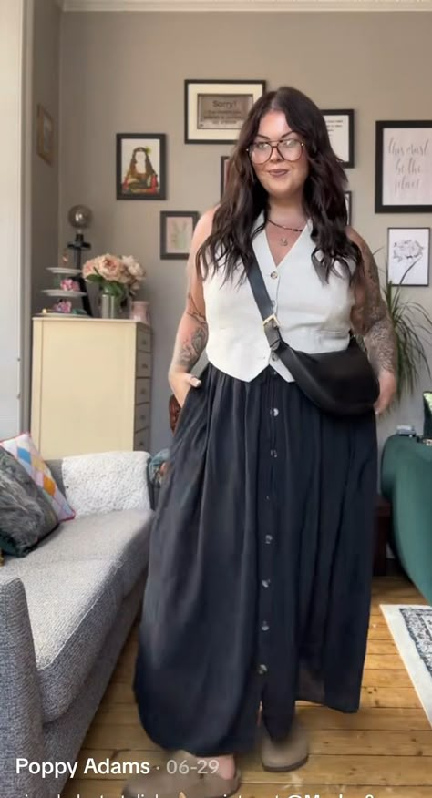 Vest Plus Size Outfits, Size 24 Outfits, Comfy Teacher Outfits Spring, Long Black Skirt Outfit Plus Size, Professional Granola Outfits, Midsize Long Skirt Outfit, Earthy Plus Size Outfits, Curvy Cottagecore Outfits, Plus Size Concert Outfit Night Summer