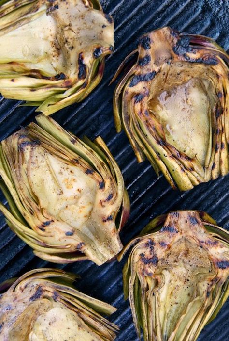 How To Grill Artichokes, Best Artichoke Recipe, Weekend Recipes, Grilled Artichoke, Artichoke Recipes, Summer Grilling Recipes, Weekend Meals, Summer Grilling, Grilled Corn