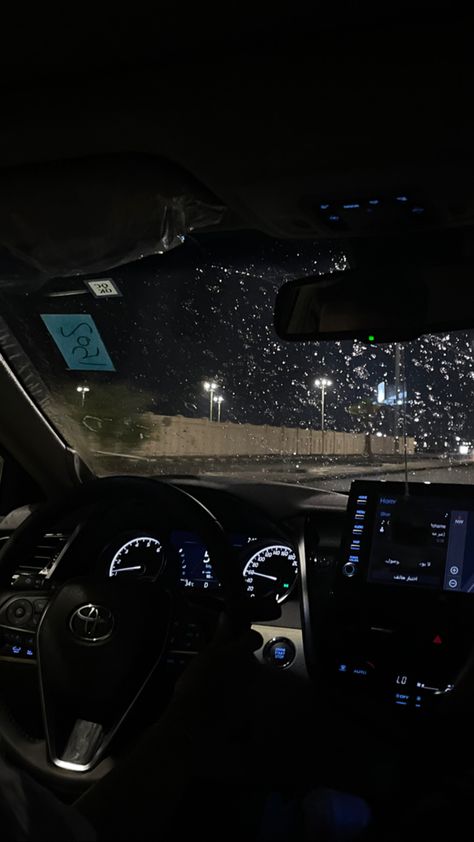 Dubai Aesthetic Night, Midnight City, Al Qur'an Aesthetic, Dubai Aesthetic, Book Wallpaper, Illustration Art Girl, Driving Pictures, Amazing Nature Photos