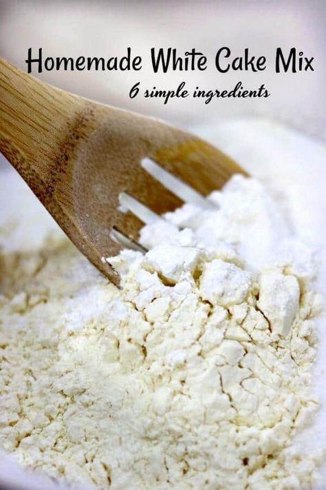 Diy White Cake, Homemade White Cake, Cake Mix Recipes Homemade, Homemade White Cakes, Homemade Cake Mixes, Restless Chipotle, Homemade Dry Mixes, Cake Liner, Homemade Pantry