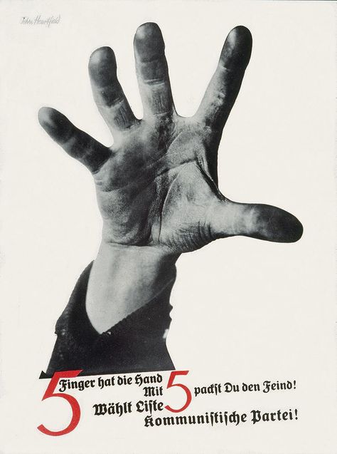 500 najpiękniejszych grafik | read | i-D John Heartfield, Gutenberg Bible, Liverpool John Moores University, National Lottery, 5 Fingers, Photography Exhibition, Female Photographers, Photo Story, Art And Technology