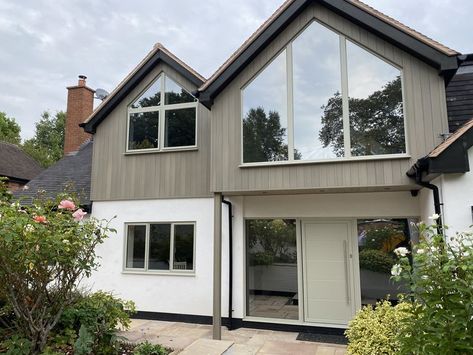 Choose the Eco Friendly, scratch and fade resistant Composite Cladding from Ecoscape. Looks Great – Lasts Longer with a long-life guarantee. Dormer Extension, 70’s House, Cladding Exterior, Exterior Of House, House Extension Plans, Composite Cladding, Extension Plans, Exterior House Remodel, Exterior Finishes