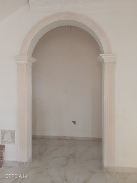 Gypsum Arch Design, Arch Pop Design, Pop Arch Design, Interior Brick Wall Ideas, Small House Design Floor Plan, Archways In Homes, Arch Designs For Hall, Welcome Home Decorations, Arch Molding