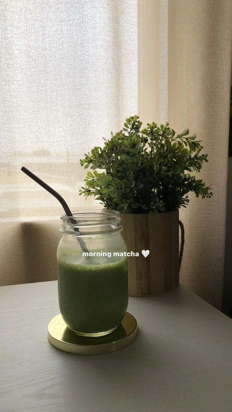 Matcha Girl Aesthetic, Te Matcha, Healthy Girl Aesthetic, Matcha Girl, Morning Matcha, Snap Stories, Matcha Smoothie, Healing Era, Coffee Matcha