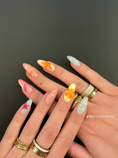 Puerto Rico Nails, Tropical Flower Nails, Island Nails, Vacay Nails, Tropical Nail Designs, Tropical Nail Art, Cruise Nails, Beachy Nails, Tropical Nails