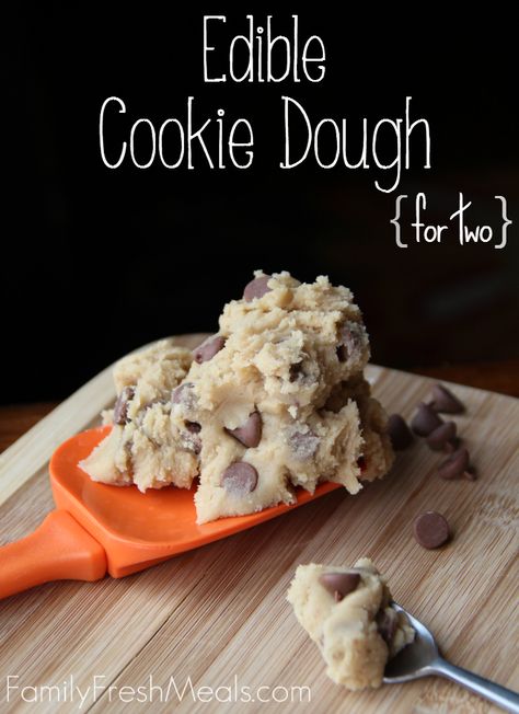 Edible Cookie Dough Recipe For Two, Cookie Dough Vegan, Edible Cookie Dough Recipe, Cookie Dough Recipe, Recipe For Two, Quick Treats, Family Fresh Meals, Pumpkin Chocolate Chip Cookies, Edible Cookies