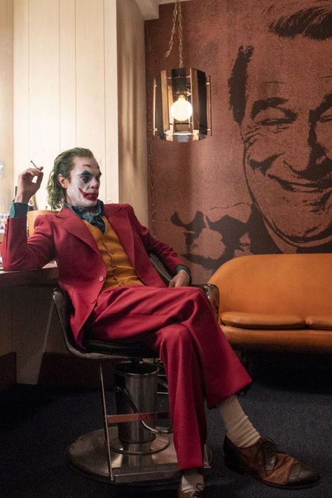 Joker Phoenix, Phoenix Costume, Joker Film, Movie Character Costumes, Arthur Fleck, Joker Costume, Joker 2019, Septième Art, Cinema Movie