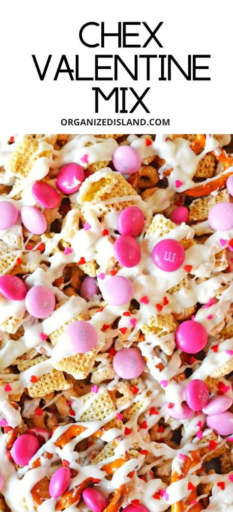 This Easy Chex Valentine Mix is a delicious and easy way to celebrate Valentine's Day. Made with just a handful of ingredients it's easy & tasty! Diy Valentine Gifts For Him, Easy Valentines Snacks, Chocolate Trail Mix, Snack Mix Recipe, Valentines Party Food, Crafts Valentines Day, Valentine Gifts For Him, Pink Sprinkles, Valentines Snacks