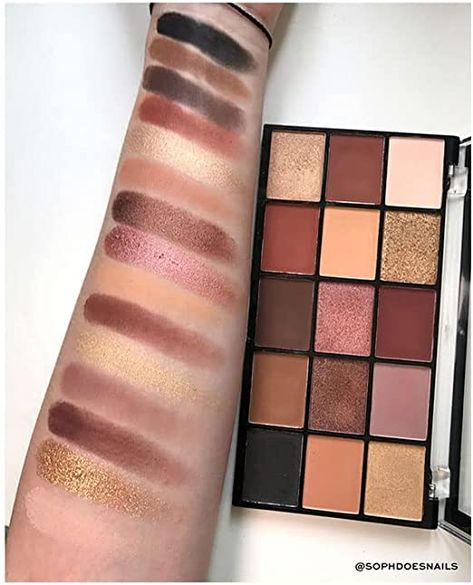 Makeup Revolution Palette, Makeup Revolution Eyeshadow, Revolution Palette, Rose Eyeshadow, Revolution Eyeshadow, Makeup Pigments, Makeup Revolution London, Eyeshadow Products, Fixing Spray