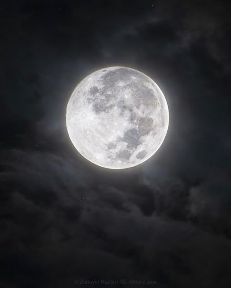 Zubuyer Kaolin on Instagram: "If you could express your current mood in one word, what would it be? . Almost full moon shot on 23 February 2024. . This is an HDR composite using over 600 raw frames I shot through my homemade telescope attached to a Sony a6400 camera. . . . . #fullmoon #astronomy #astrophotographer #astro_photography #cloudscape #cosmos #crescentmoon #deepspace #landscape #iss #laluna #luna #venus #sonyalpha #milkywaygalaxy #moonlight #moonphases #moonphoto #moonphotography #moonrise #moonset #newmoon #nightpics #nightsky #solarsystem #space #youresa #natgeoyourshot #thezaxis" Homemade Telescope, Moon Light Photography, Full Moon Landscape, Full Moon Aesthetic, Chiaroscuro Photography, Full Moon Photography, Full Moon Photos, Moon Shot, Sony A6400