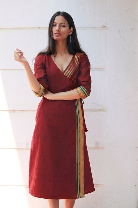 Kurta From Saree Designs Women, Saree Kurta Designs Women, Cotton Saree Kurti Designs, Saree Kurta Design, Silk Saree Kurti Designs, Kurta From Saree, Saree Kurti Design, V Neck Kurti Design, Angrakha Style Kurti