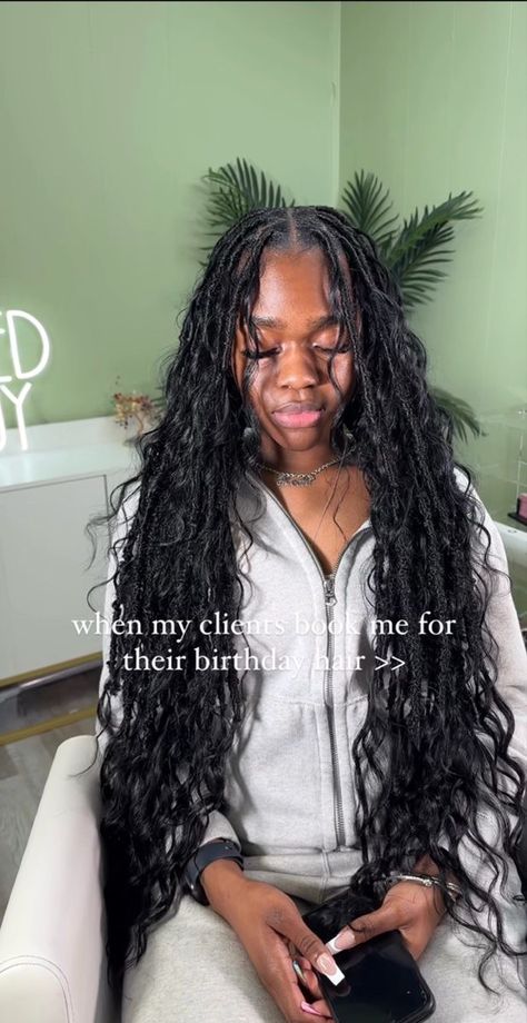 Bohemian Soft Locs, Braids And Locs, Boho Locs, Soft Locs, Braided Hairstyles For Black Women Cornrows, Marley Hair, Girl Braided Hairstyles, Faux Locs Hairstyles, Dyed Hair Inspiration