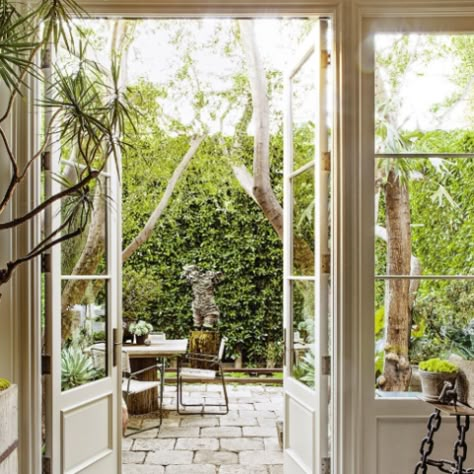 5 Things You Need To Know About French Doors - Signature Home Services Victorian Patio Doors, Traditional Patio Doors, Library Doors, Narrow French Doors, Family Room Library, Outdoor French Doors, Kitchen Patio Doors, Traditional French Doors, Vintage French Doors