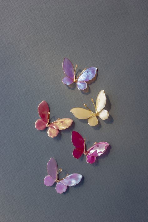 #DIY #crafts #jewelry #findings #supplies #charms #butterfly Nail Polish Art Crafts, Nail Polish Flowers, Diy Wire Jewelry Rings, Nail Polish Crafts, Sweet Jewelry, Fairy Jewelry, Butterfly Crafts, Handmade Jewelry Tutorials, Diy Resin Crafts