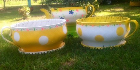 Teacups and Teapot...Rubber Pottery Tire Planters Recycle Tires, Train Planter, Tea Cup Planter, Repurposed Tire, Tire Ideas, Tire Projects, Crate Train, Painted Tires, Tire Craft