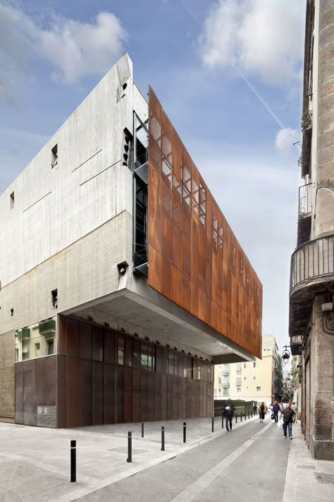 Film Theatre of Catalonia,© Adrià Goula Building Skin, Metal Facade, Industrial Architecture, Film Institute, Building Facade, Corten Steel, Facade Architecture, Gothic Architecture, Facade Design