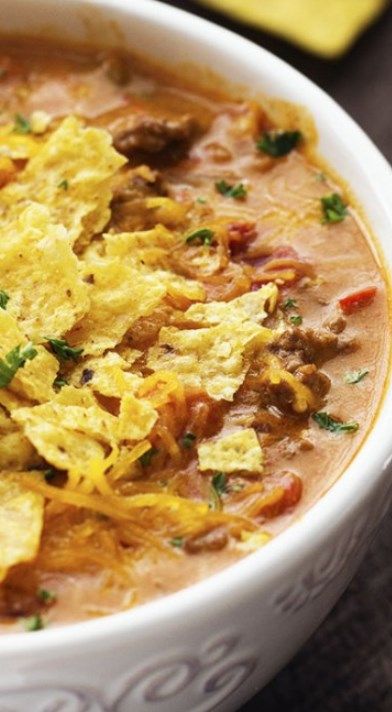 Slow Cooker Beefy Nacho Soup Nacho Cheese Soup Recipe, Nacho Soup Recipe, Nacho Soup, Broccoli Cashew, Cashew Salad, Fajita Soup, Beef Nachos, Beef Stews, Slow Cooker Soups