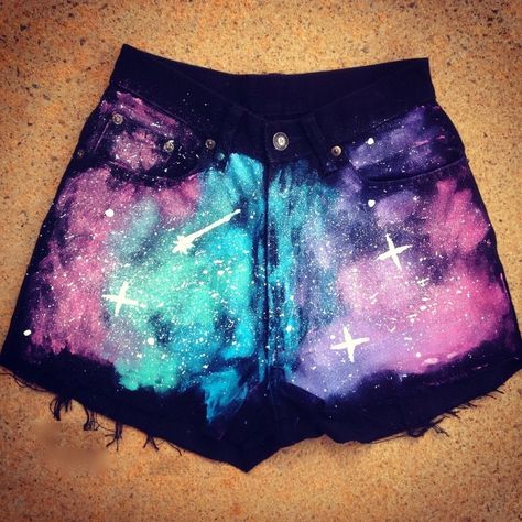 Galaxy Outfit Ideas, Galaxy Things, Galaxy Clothes, Galaxy Pants, Space Pants, Galaxy Shorts, Galaxy Outfit, Galaxy Stuff, Diy Galaxy