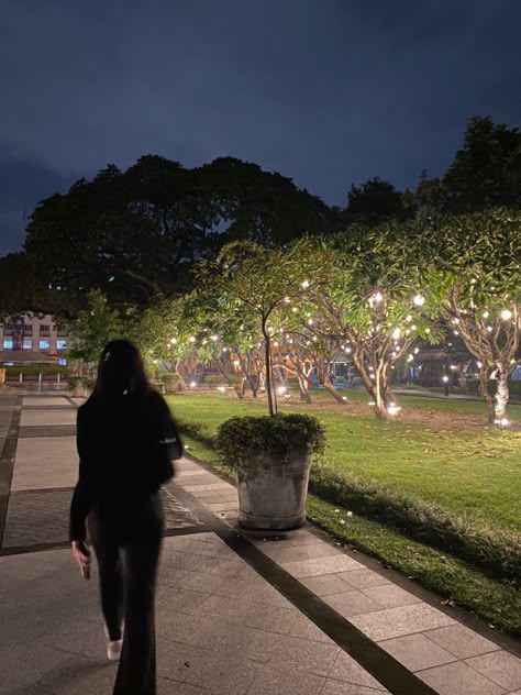 Night walks lanterns trees walking aesthetic blurry Night Time Walks Aesthetic, Shivani Core Aesthetic, City Walking Aesthetic, Evening Walks Aesthetic, Walking Aesthetic Night, Walk Aesthetic Night, Going On Walks Aesthetic, Evening Walk Aesthetic, Shivani Core