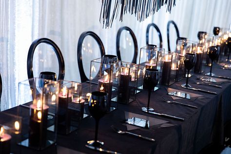 Masculine Dinner Party Decor, Male Dinner Party Decor, Black Party Centerpieces, Masculine Party Decor Centerpiece Ideas, Masculine Birthday Party Ideas, All Black Decorations Party, Black Centerpieces Birthday, Black And Purple Party Decorations, Black Event Decor