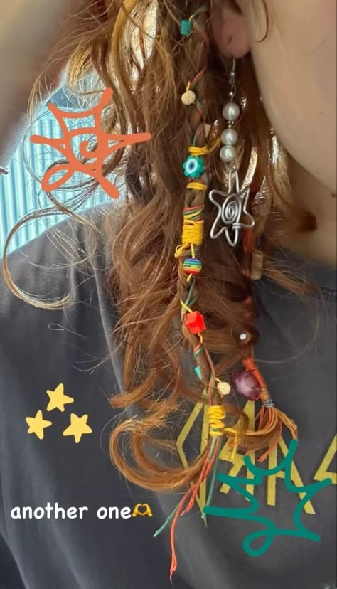 Hippie Head Scarf, Hair Wraps On Short Hair, Loc Charms Dreadlock Accessories, Haircuts For Summer 2024, Hair Wrap Short Hair, Short Hippie Hairstyles, Hippie Short Hair, Atebas Hair, Short Hair Wrap