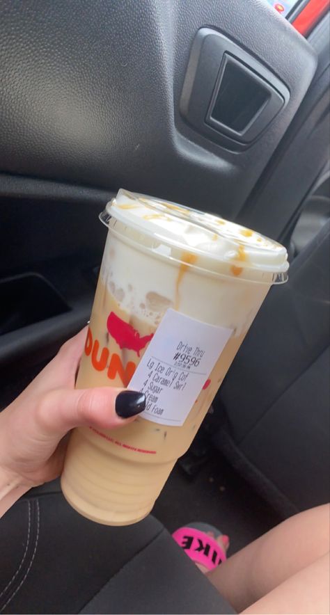 Best Dunkin Iced Coffee Orders, Dunkin Coffee Order Ideas, Coffee Order Ideas, Dunkin Recipes, Dunkin Drinks To Try, Dunkin Donuts Iced Coffee Recipe, Best Dunkin Donuts Drinks, Dunkin Orders, Dunkin Donuts Iced Coffee Orders