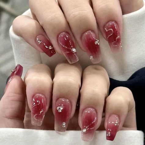 Fall Asian Nails, Red Blush Nails, Red Korean Nails, Ombre Gel Nails, Red Ombre Nails, Asian Nails, Red Acrylic Nails, Cute Simple Nails, Ombre Acrylic Nails