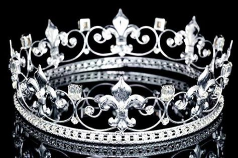 Tiara With Pearls, Crown Men, King Crowns, Venus Jewelry, Lis 2, Male Crown, Hair Accessories Tiara, Prince Crown, Prom Theme