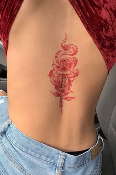 Dragon Spine Tattoo, Red Dragon Tattoo, Red Tattoo Ideas, Dragon Rouge, Dragon Tattoo For Women, Red Rose Tattoo, Red Tattoo, Hip Tattoos Women, Red Ink Tattoos