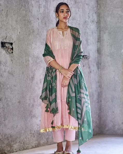 As the festivities are right around the corner, indulge in fine elevated light festive wear from #ShivaniBhargava and #MaisonShefali with intricate embroidery on fine silks, cottons and chanderis in classic hues and contemporary silhouettes. #fashioneditindia #elegance #fashion #fashionista #clothing #kurtaset #cotton #festive #womensclothing #traditional Khatwork Kurti, Chanderi Anarkali, Easy Clothing, Pink Anarkali, Simple Kurta Designs, Long Kurti Designs, Desi Wear, Gota Work, Kurta Designs Women