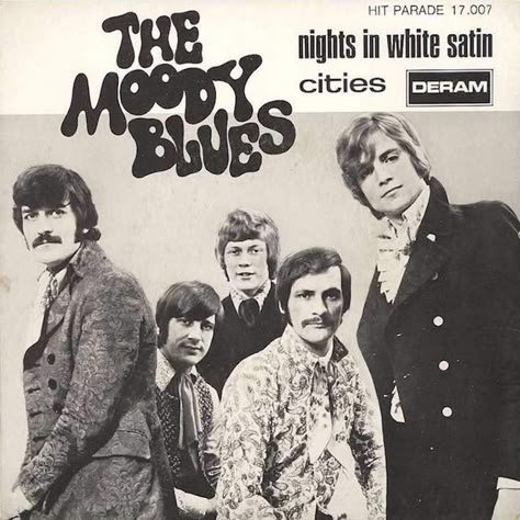 ‘Nights In White Satin’: The Story Of The Moody Blues' Epic Signature Justin Hayward, Rock Album Covers, Nights In White Satin, The Moody Blues, 1960s Music, 60s Music, British Invasion, Moody Blues, Record Covers