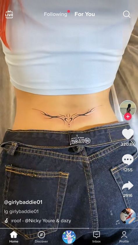 Womens Lower Back Tattoos, Back Tattoos Butterfly, Hippe Piercings, Tramp Stamps, Tattoos Butterfly, Waist Tattoos, Hidden Tattoos, Petite Tattoos, Stylist Tattoos