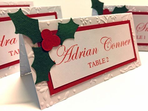 Table Cards Christmas, Christmas Name Place Cards, Table Card Ideas, Christmas Food Labels, Place Cards Christmas, Place Name Cards, Christmas Place Settings, Christmas Place Cards, Dinner Places