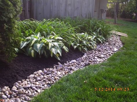 Landscape Job# 16 - Mulch Bed w/ River Rock Bank - Spring Cleanup, 2015 Rock Mulch, Landscaping Rock, River Rock Garden, Diy Landscaping Ideas, Flagstone Path, Mulch Landscaping, Gravel Landscaping, River Rock Landscaping, Rock Landscaping Ideas