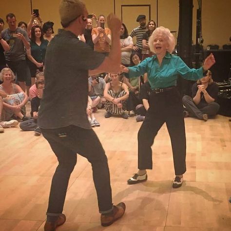 90-Yr-Old Jean Veloz Swing Dances With Instructor —InspireMore Swing Dance Moves, Dance Contest, Lindy Hop, Dance Instructor, Dancing Day, Swing Dancing, Swing Dance, Partner Dance, Lyrical Dance