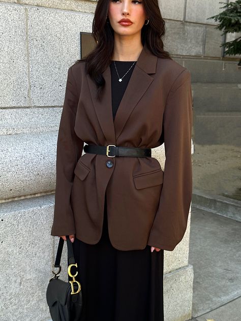 @andrianaxpekun Aesthetic Blazer Outfit, Chocolate Brown Blazer Outfit, Brown Business Casual Outfits, Brown Blazer Outfits For Women, Dark Brown Blazer Outfit, Linen Blazer Outfit Women, Brown Blazer Outfit, Elegant Style Women, Blazer Outfits For Women