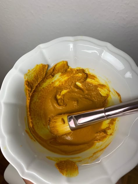 Turmeric Face Mask Aesthetic, Turmeric And Milk Face Mask, Turmeric Aesthetic, Honey Mask Face, Tumeric Masks, Turmeric Mask, Facial Scars, Natural Mask, Face Mask Aesthetic