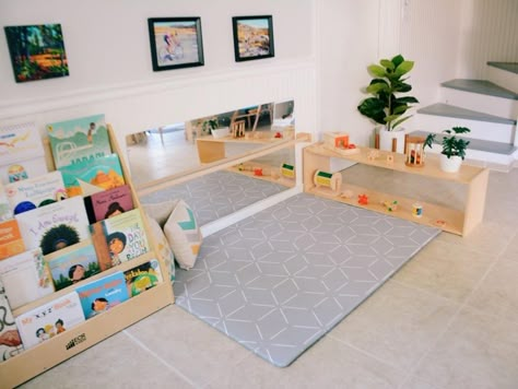 Playroom Setup, Montessori Toddler Bedroom, Montessori Toddler Rooms, Montessori Infant Room, Montessori Infant, Baby Play Areas, Montessori Home, Montessori Bedroom, Baby Playroom