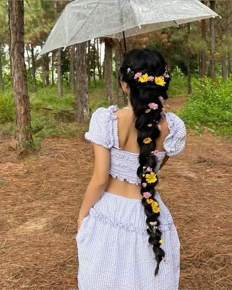 Princess Braid, Long Shiny Hair, Flower Braids, Hair Style Korea, Hide Face, Hair Stylies, Hair Up Styles, Easy Hairstyles For Long Hair, Girls Dp