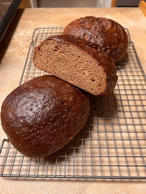 Pumpernickel Bread Pumpernickel Bread Bowl Recipe, How To Make Pumpernickel Bread, Pumpernickel Bread Recipe Machine, Homemade Pumpernickel Bread, Pumpernickel Bread Recipe, Pumpernickel Bread, Bread Bowl Recipe, Kosher Food, Ginger Bread Cookies Recipe