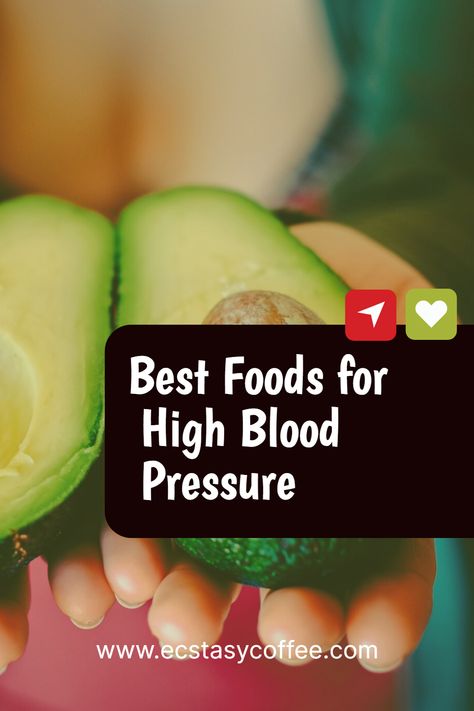 Are you looking for ways to help lower your high blood pressure? Eating the right kinds of foods can make a huge difference in keeping your blood pressure levels in check. Discover the best foods for high blood pressure, from dark chocolate to leafy green vegetables, that can help you keep your blood pressure in a healthy range. What Lowers Blood Pressure, Clean Kidneys, How To Count Calories, Foods For High Blood Pressure, Blood Pressure By Age, High Sodium Diet, Leafy Green Vegetables, Quotes About Grandchildren, Diet Diary