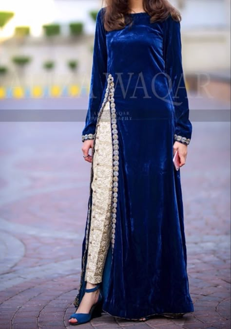 Velvet Pant Design, Saniya Mirza Dress, Navy Blue Combination Dress, Velvet Frocks For Women, Velvet Dress Designs Fashion, Velvet Suits Women Indian Party Wear, Velvet Dress Designs Gowns, Velvet Frock Design, High Neck Outfit