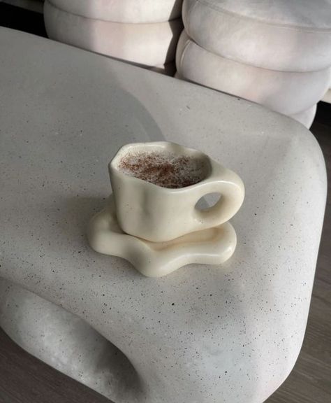 home decor, home inspo, home decor inspiratation, aesthetic, street style, home design ideas, trendy ideas, fashion, beauty, luxe, luxury, spirituality, love, coffee, mug, beige aesthetic, clean aesthetic Crockery Design, Tanah Liat, Pretty Mugs, Keramik Design, Cerámica Ideas, Pottery Inspo, Clay Mugs, Coffee Aesthetic, Pottery Crafts