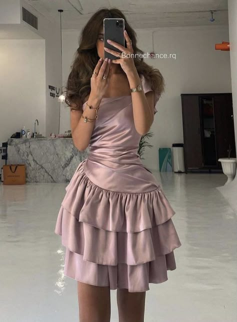 Look Formal, Prom Dress Inspiration, Pretty Prom Dresses, Grad Dresses, Gala Dresses, Glam Dresses, Hoco Dresses, Dress Inspo, Edgy Outfits