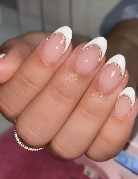 Nails That Go With Any Dress, Simple White Nail Inspo Short, French Tips With Pattern, Gel Nail Inspo Short French Tip, Cute Nails For A Wedding, Nail Inspo 11-12, Forest Green Nails Acrylic Design, Nail Inspo For Hoco, Nails For A Wedding Bridesmaid